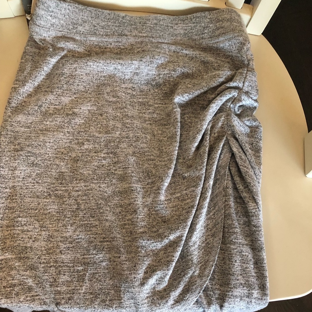 Wilfred free skirt never worn